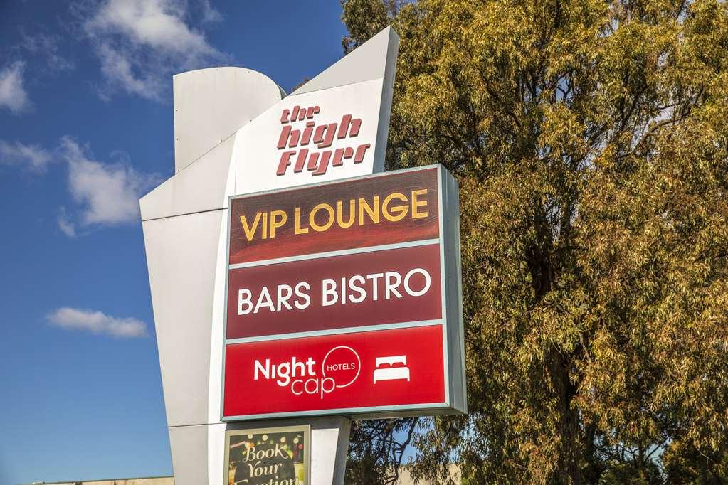 Nightcap At High Flyer Hotel Bankstown Ngoại thất bức ảnh