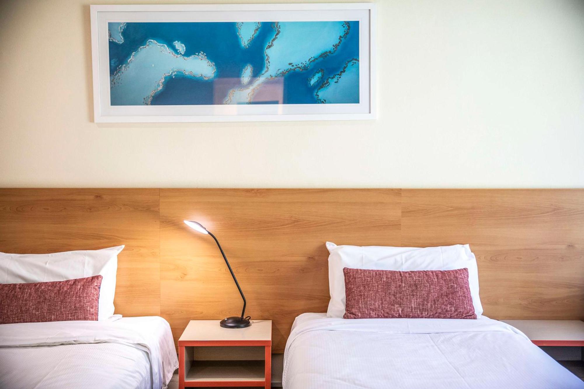 Nightcap At High Flyer Hotel Bankstown Ngoại thất bức ảnh